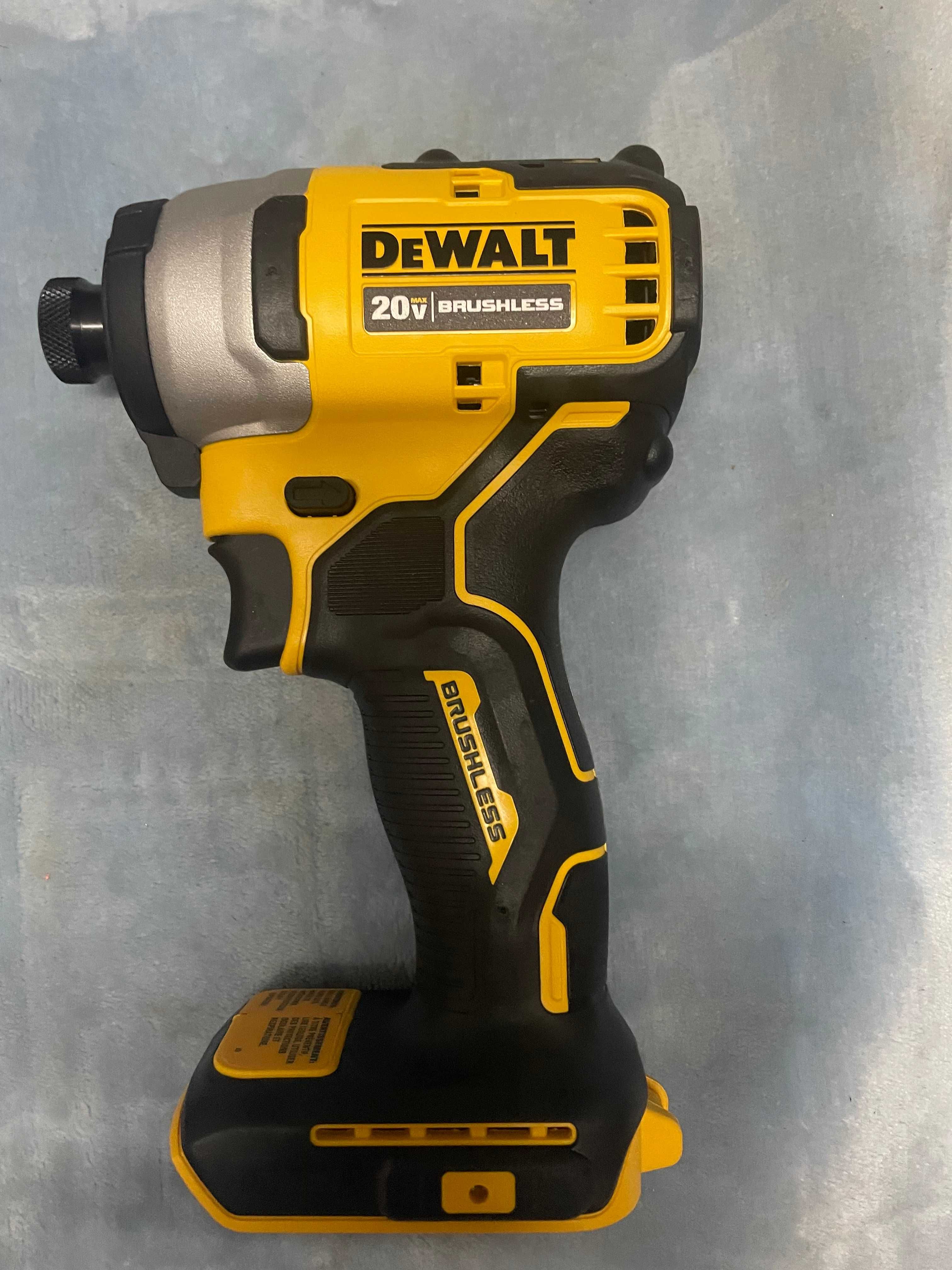 Sprzedam zestaw z USA  Dewalt