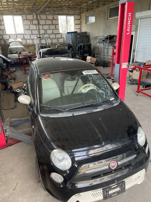 двери на Fiat 500e