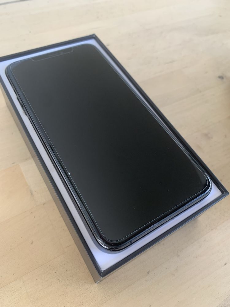 Iphone 11 Pro Max 256 gb preto otimo estado