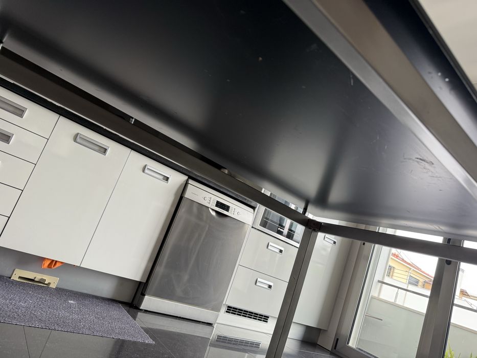 Mesa Cozinha Metal e vidro