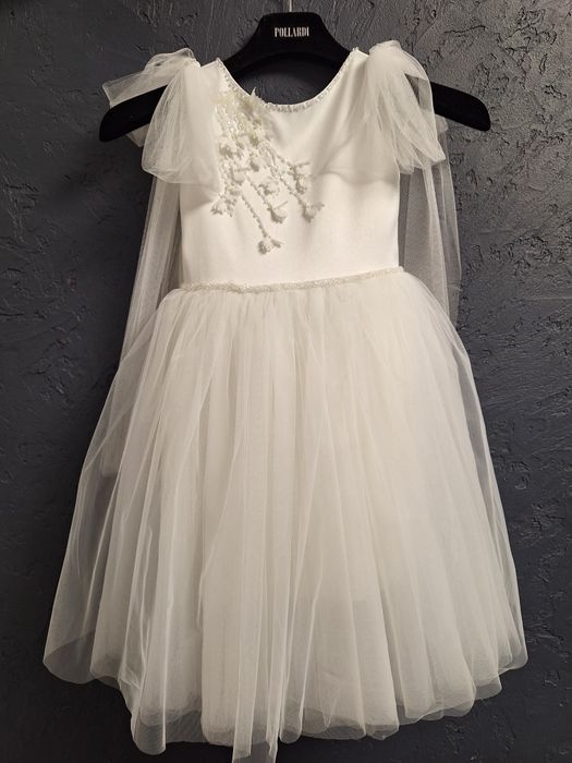 Сукня святкова кольору айворі для дівчинки 4-5років