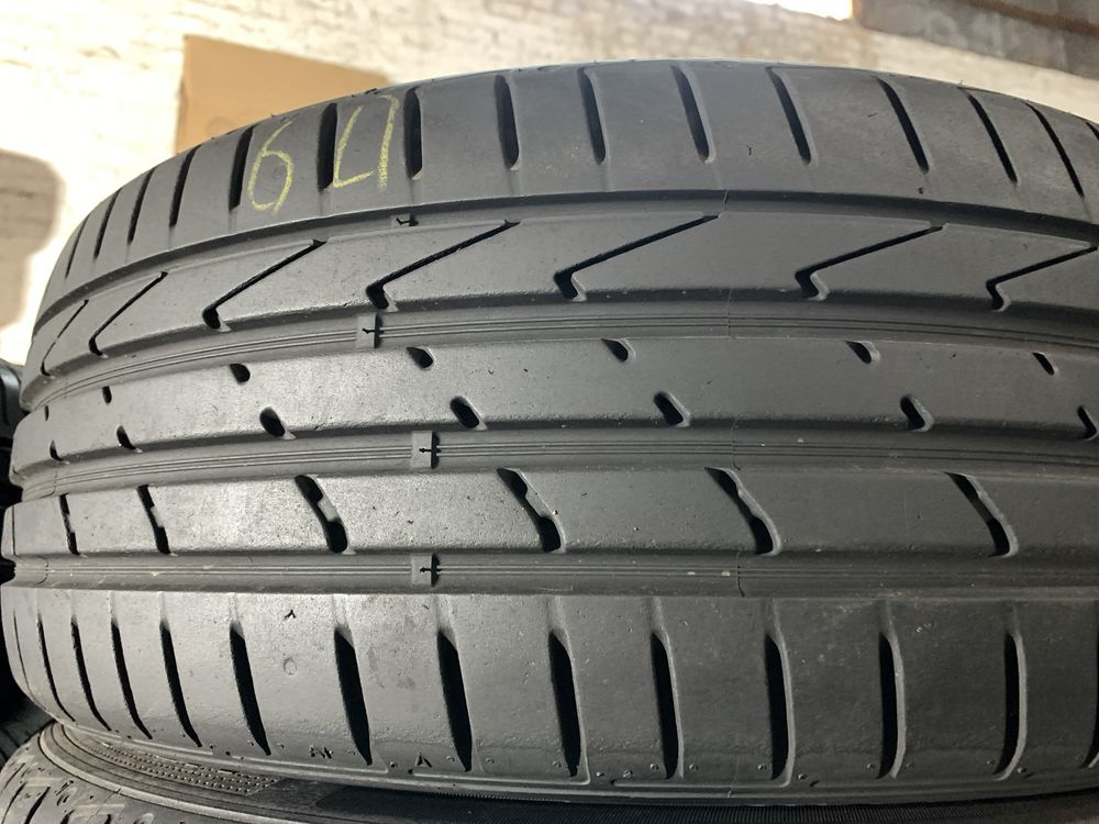 Пара шин б/ у лето 255/55 18 Hankook Ventus Evo 2