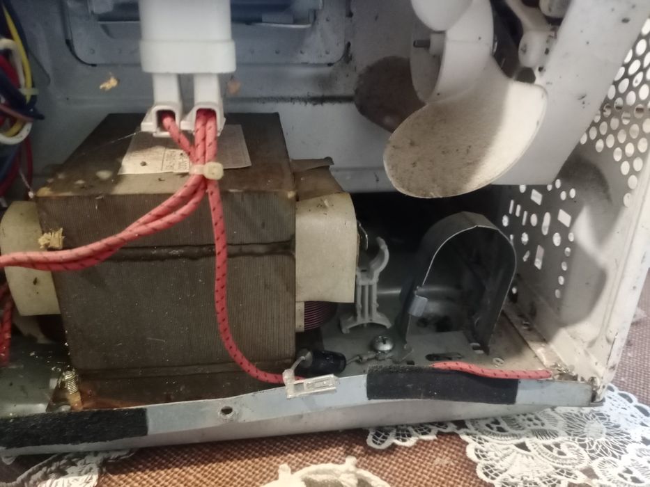 Микроволновка Delfa md201dgw