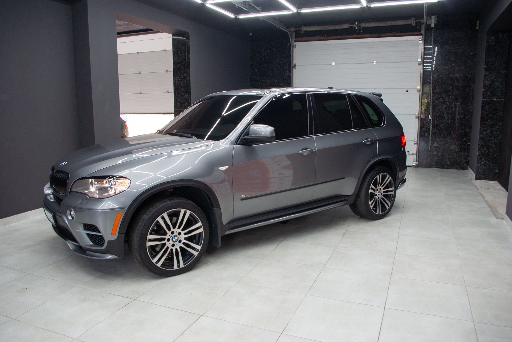 BMW X5 xdrive35d продам