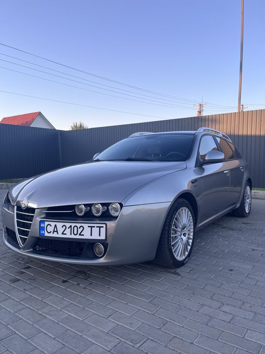 Продам Alfa Romeo