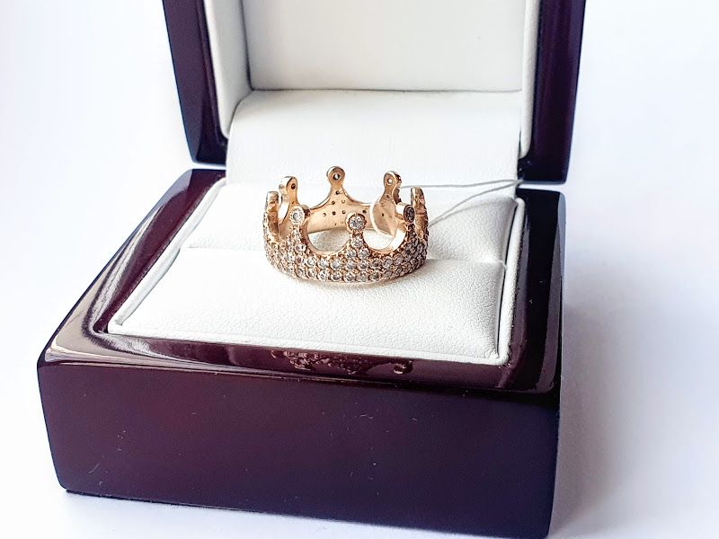 Золотое кольцо корона вес 5,58 г
