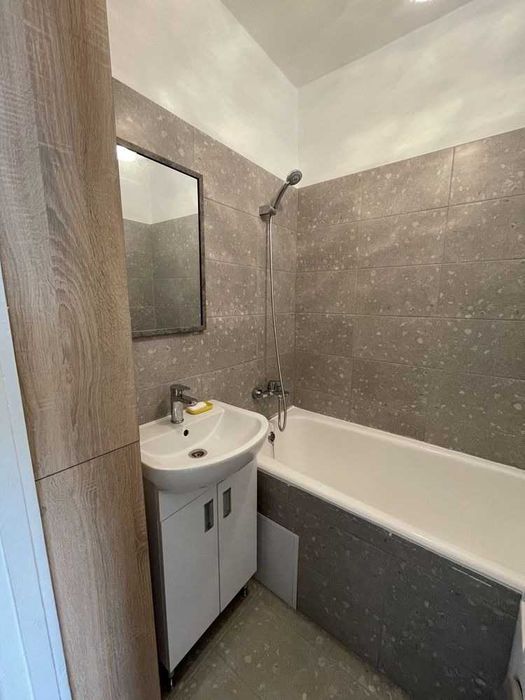 Здається 2-к квартира по вул. Івана-Теодозія Куровця