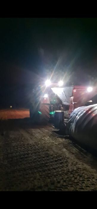 Pakowanie w rękawy kukurydzy ziarna zakiszanie mielenie gniecenie