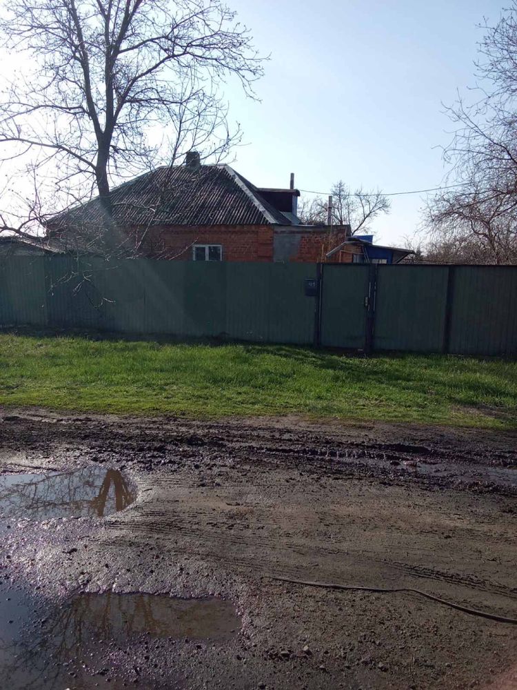 Продам свой хозяйский дом в Краснопавловке