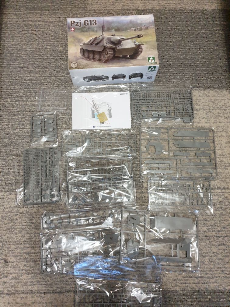 Сборные модели немецких САУ Hetzer 1/35 Takom