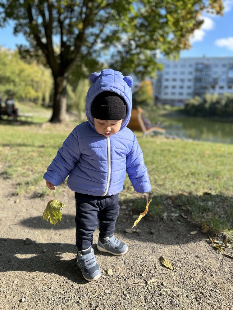 Весняна осіння дитяча куртка (демісезонна)