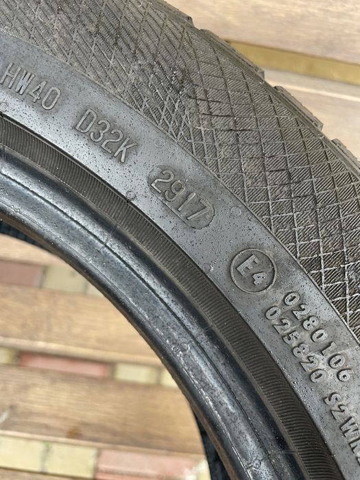 Шини Резина 225.50 R17 Continental Зима