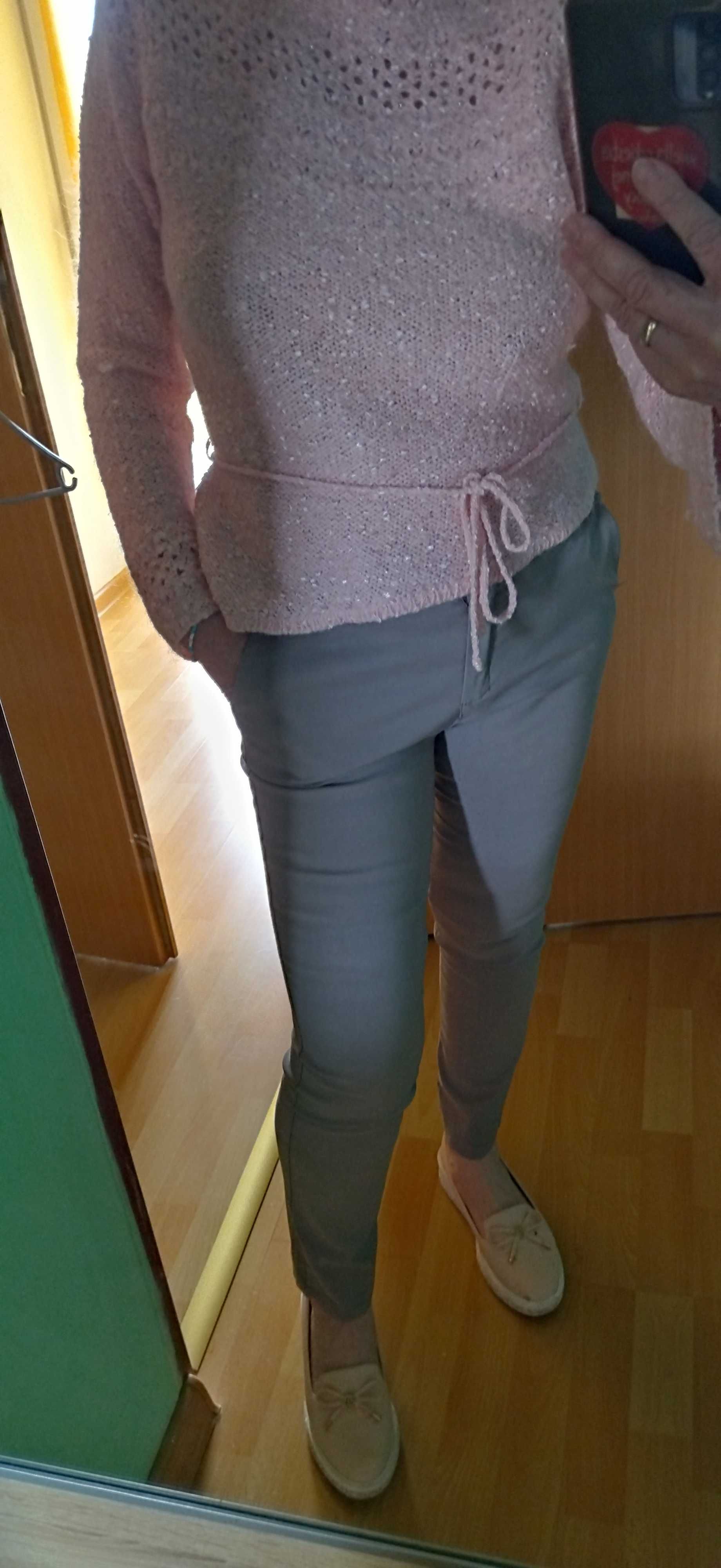 Sweterek damski Plus  spodnie eleganckie