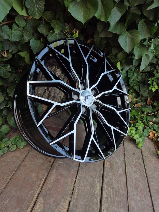 Диски Japan Racing JR46 R20 5x112 на BMW G30 G20 G11