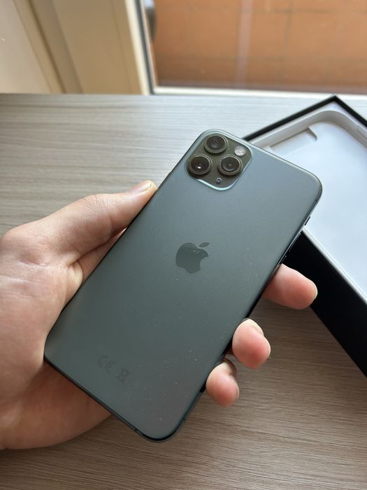 Iphone 11 Pro dark green stan bdb