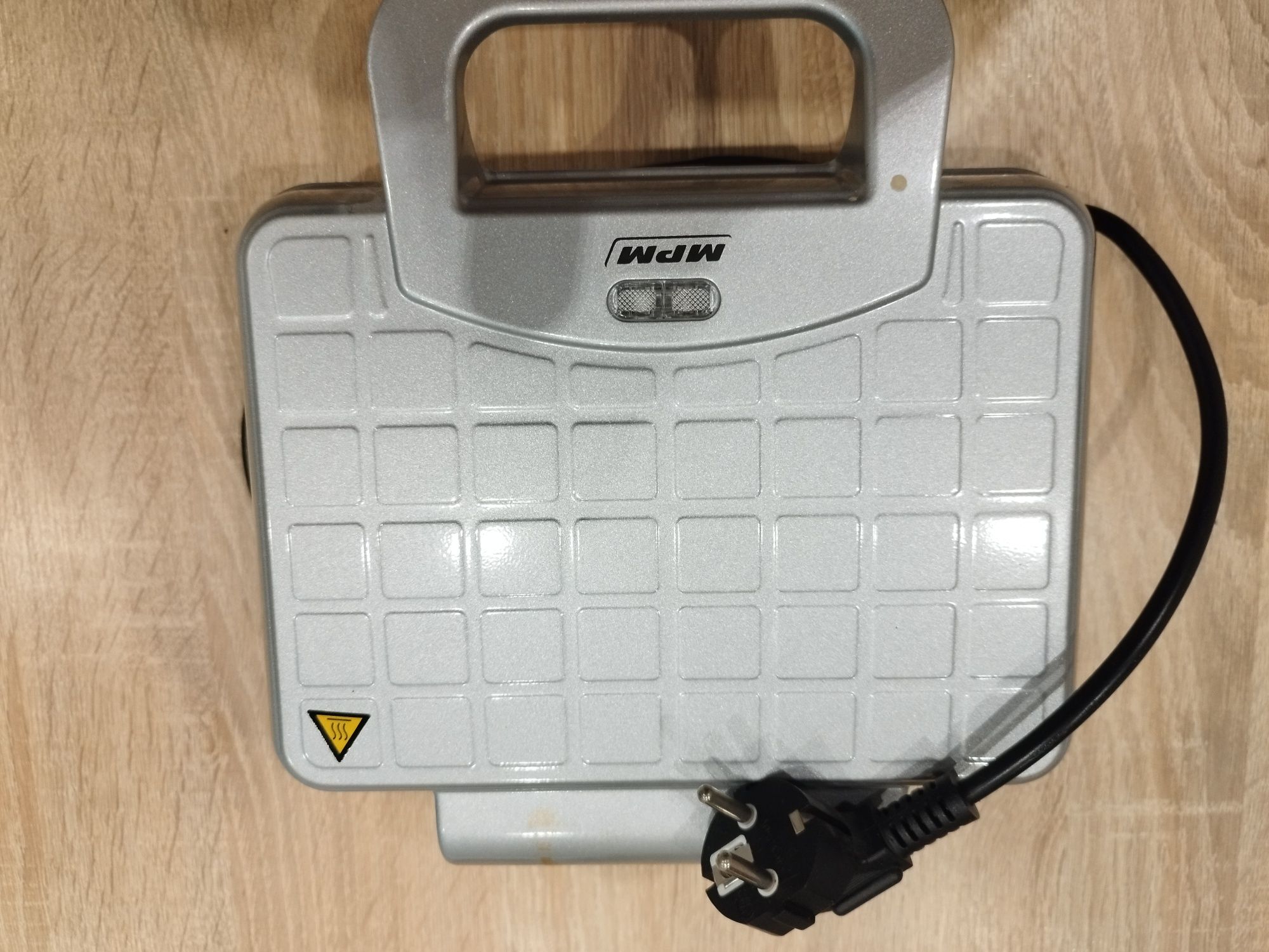 Gofrownice MPM 1000w sprzedam