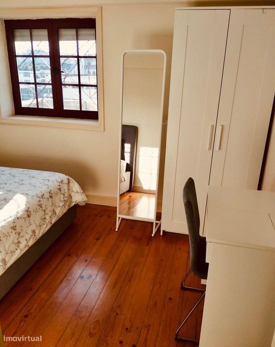 342491 - Quarto com cama de solteiro