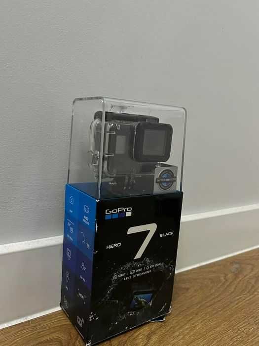 Kamerka GoPro Hero 7 + 3 baterie akcesoria