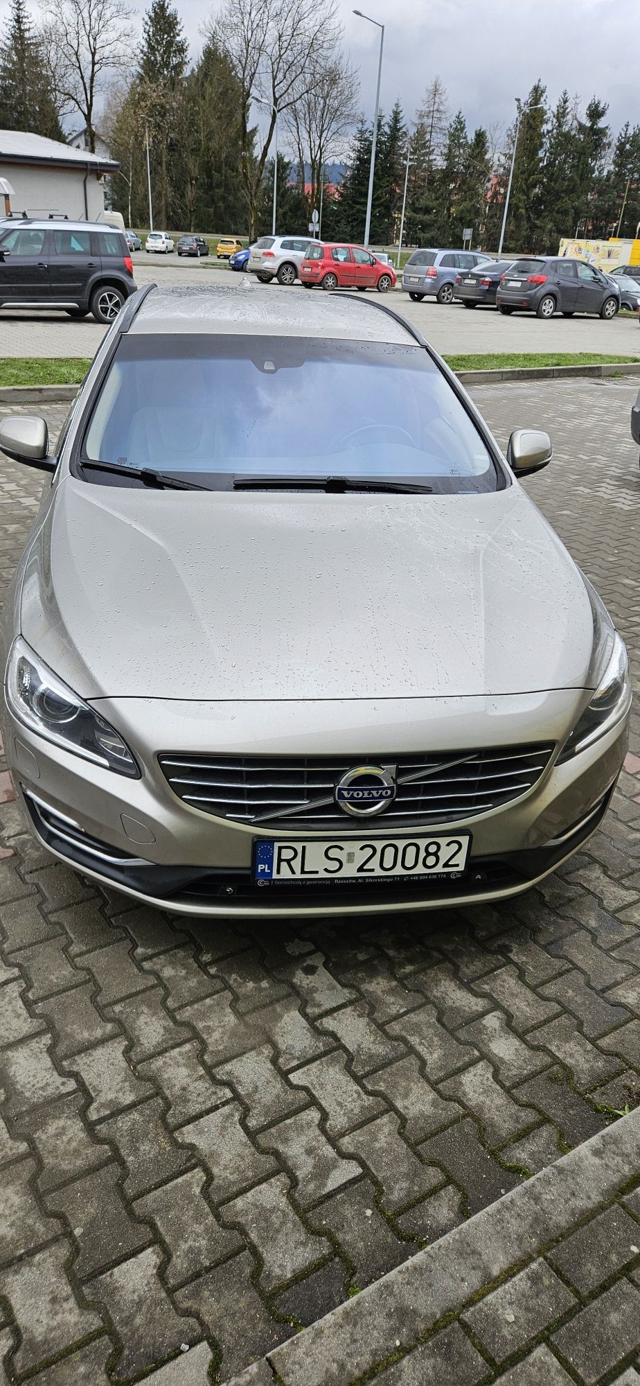 Volvo v60 D4 2015r