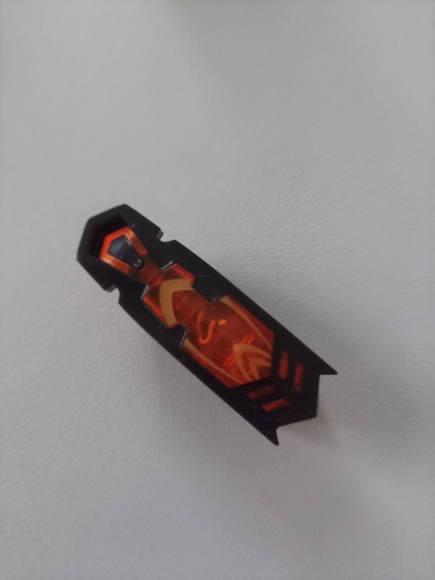 Нано жук HexBug - мікро робот імітуючий рухи комах