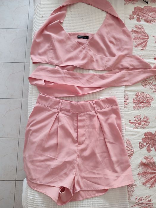 Vendo conjunto rosa