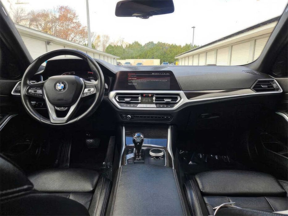 BMW 3 Series      2020