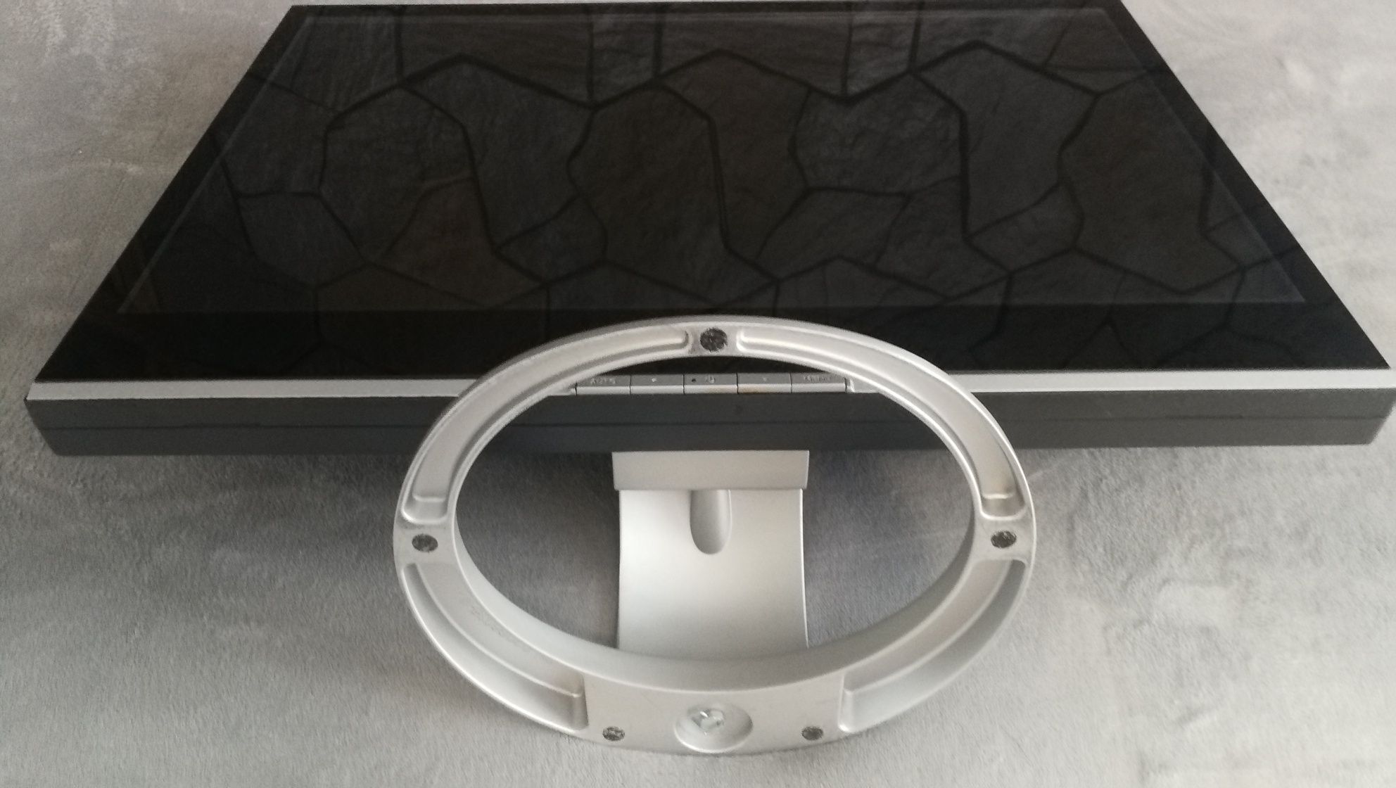 Monitor 22 cale 22" Advent P22WH stan idealny plus kable Pszczyna