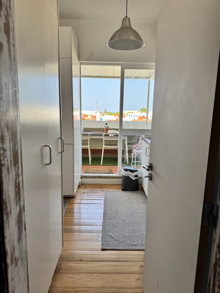 Arrendamento de quarto a partir de 15 de junho