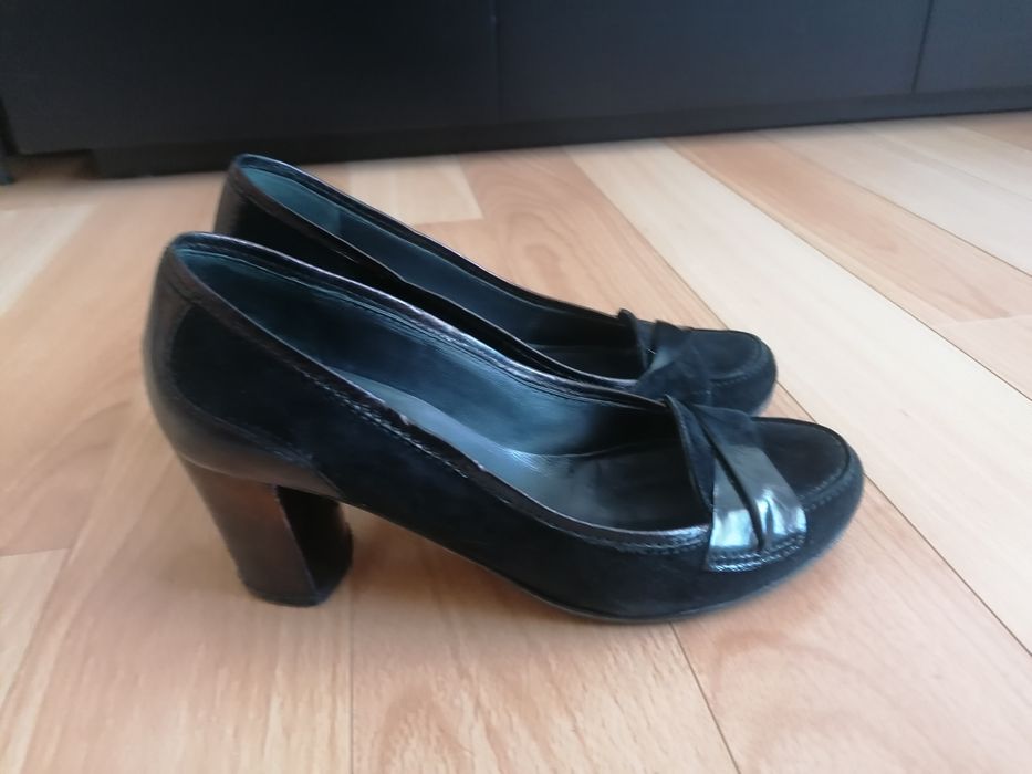 Sapatos pretos de camurça - 37