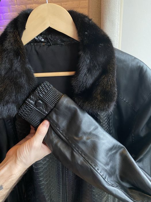 Шкіряна курточка