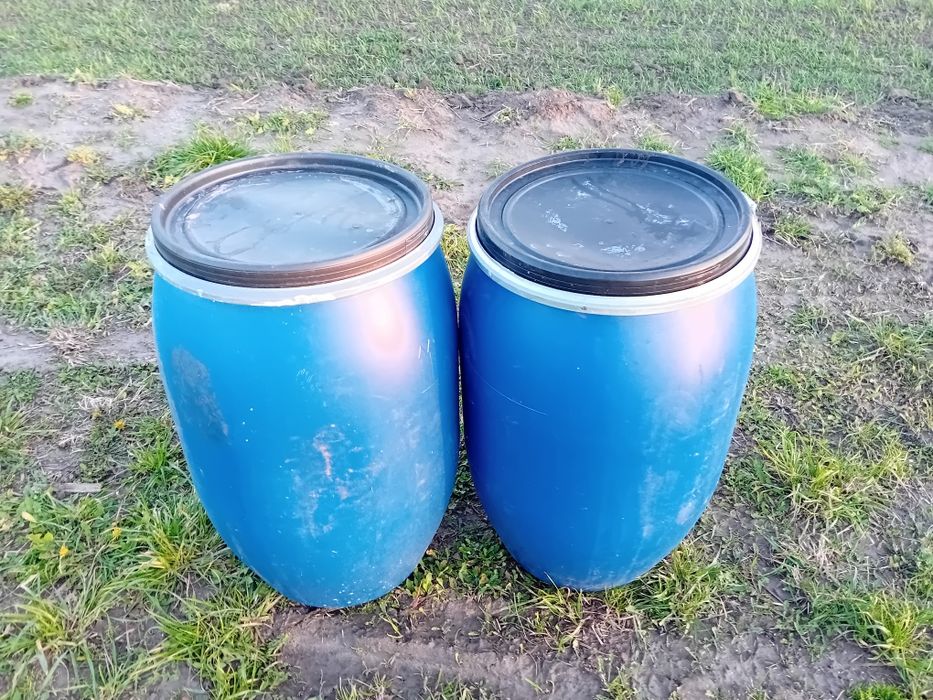 Beczki plastikowe Beczka zbiornik pojemnik