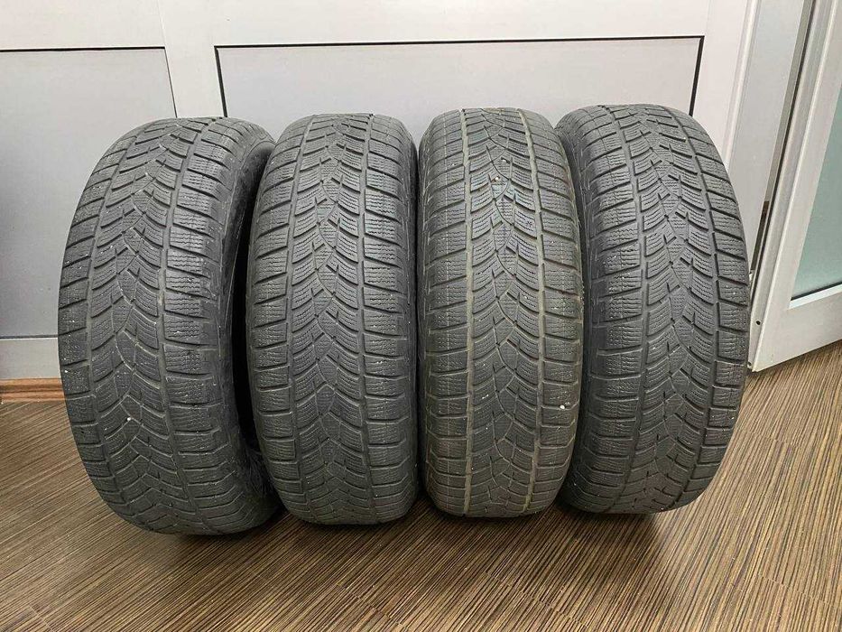 Шини R16 215/70 Goodyear UltraGrip Ice