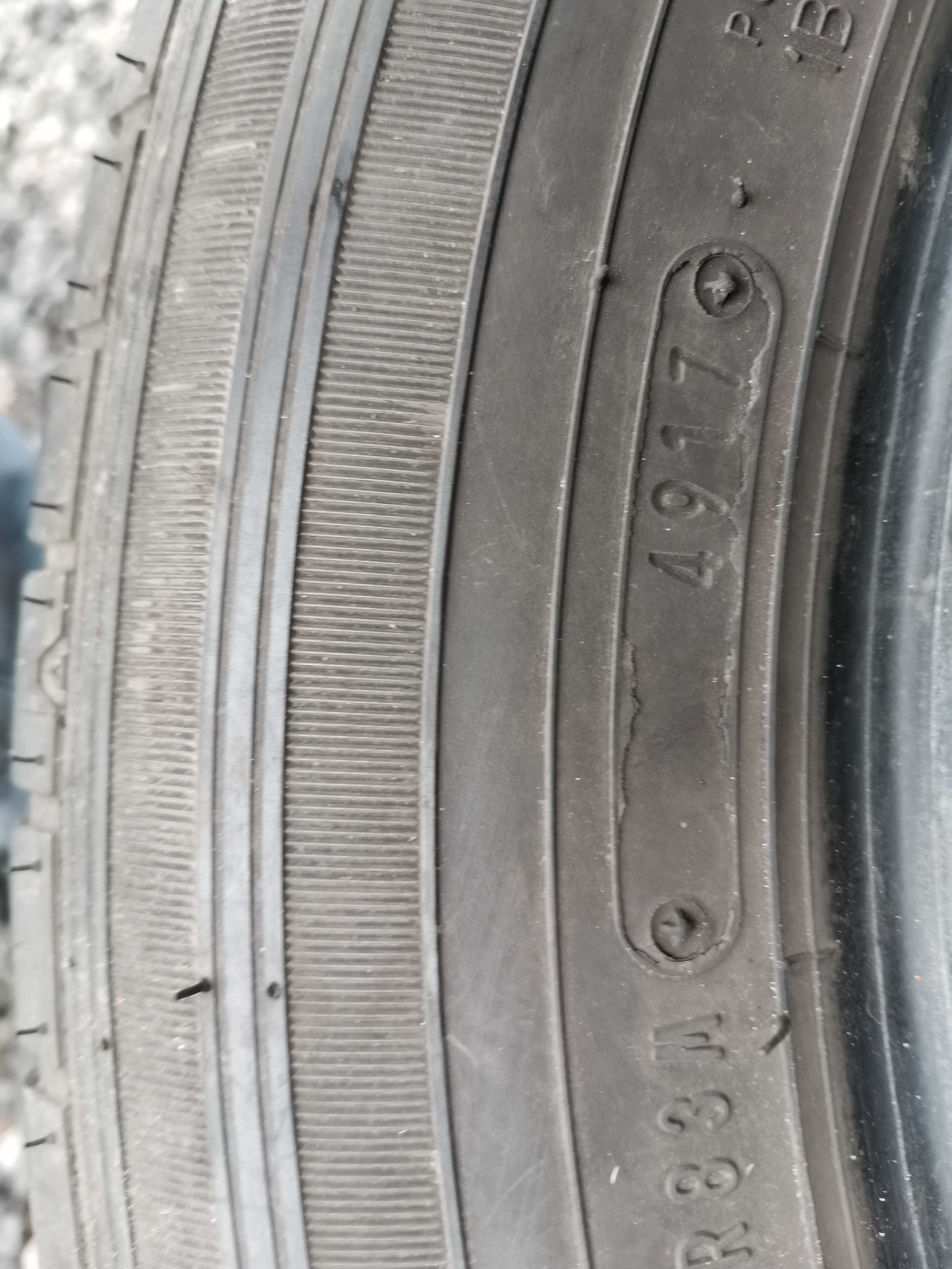 bus lato Falken 205/65/16C z 2017r 7.5mm 2szt