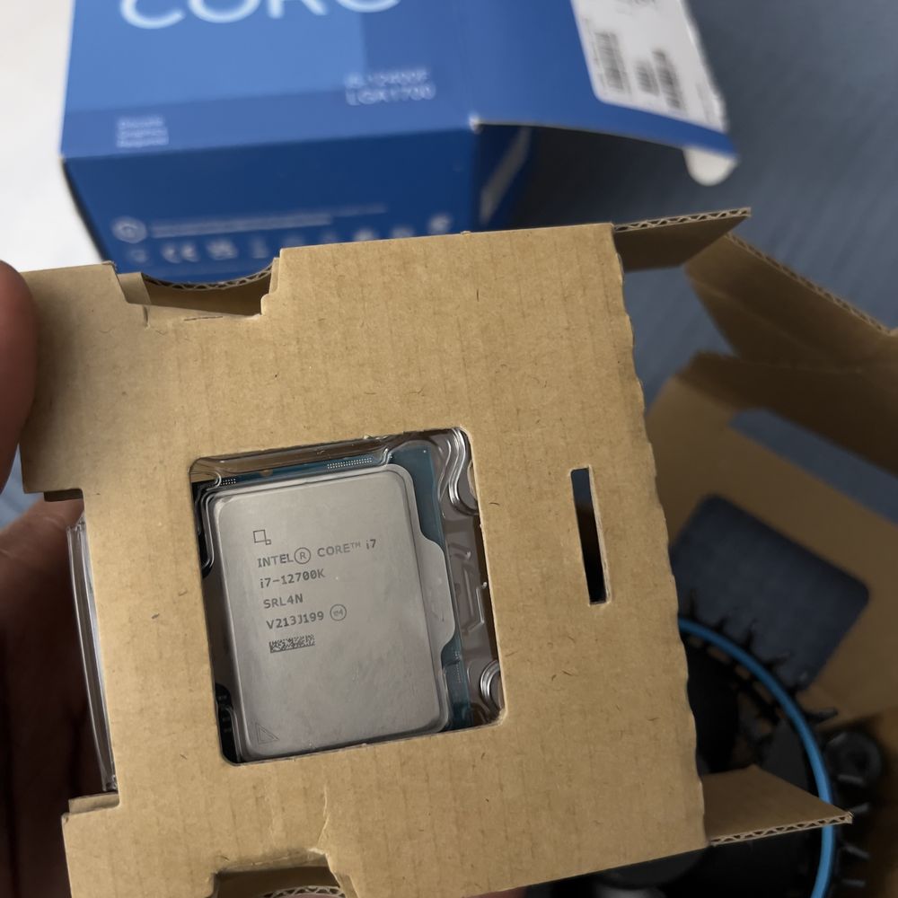 Processador Intel i7 12700K Com Cooler Incluido