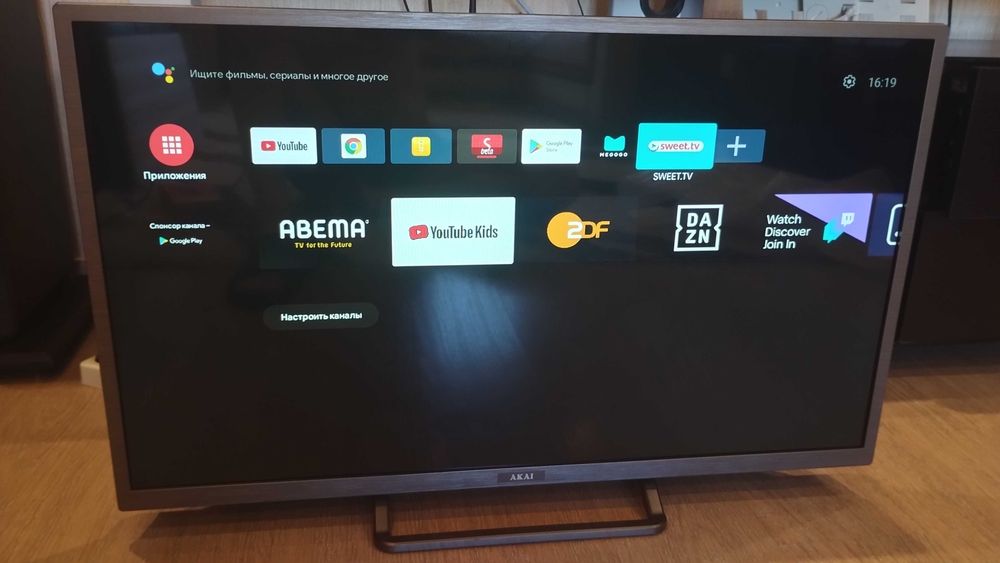 FullHD телевизор AKAI 32"+SmartBox