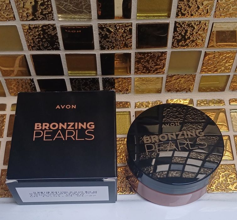 Brązer w perełkach Warm avon