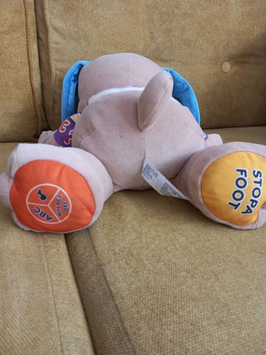 Interaktywny miś Fisher price