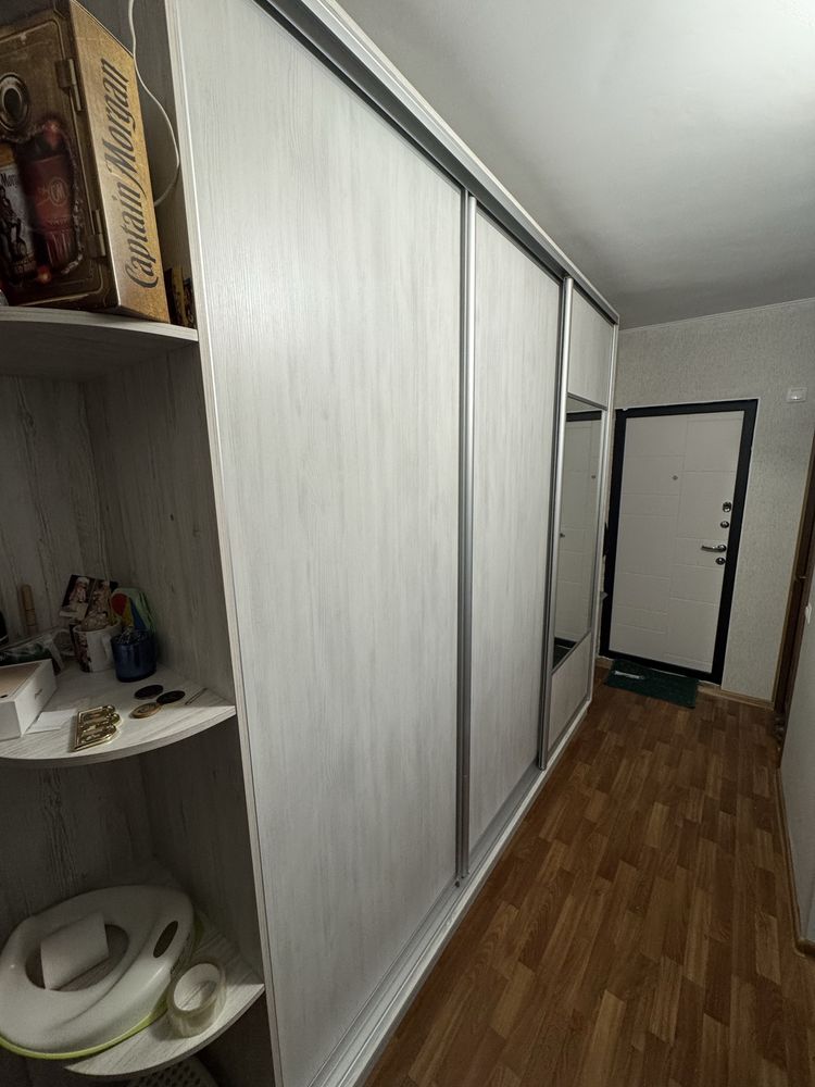Продам 3 кімнатну квартиру в серці міста