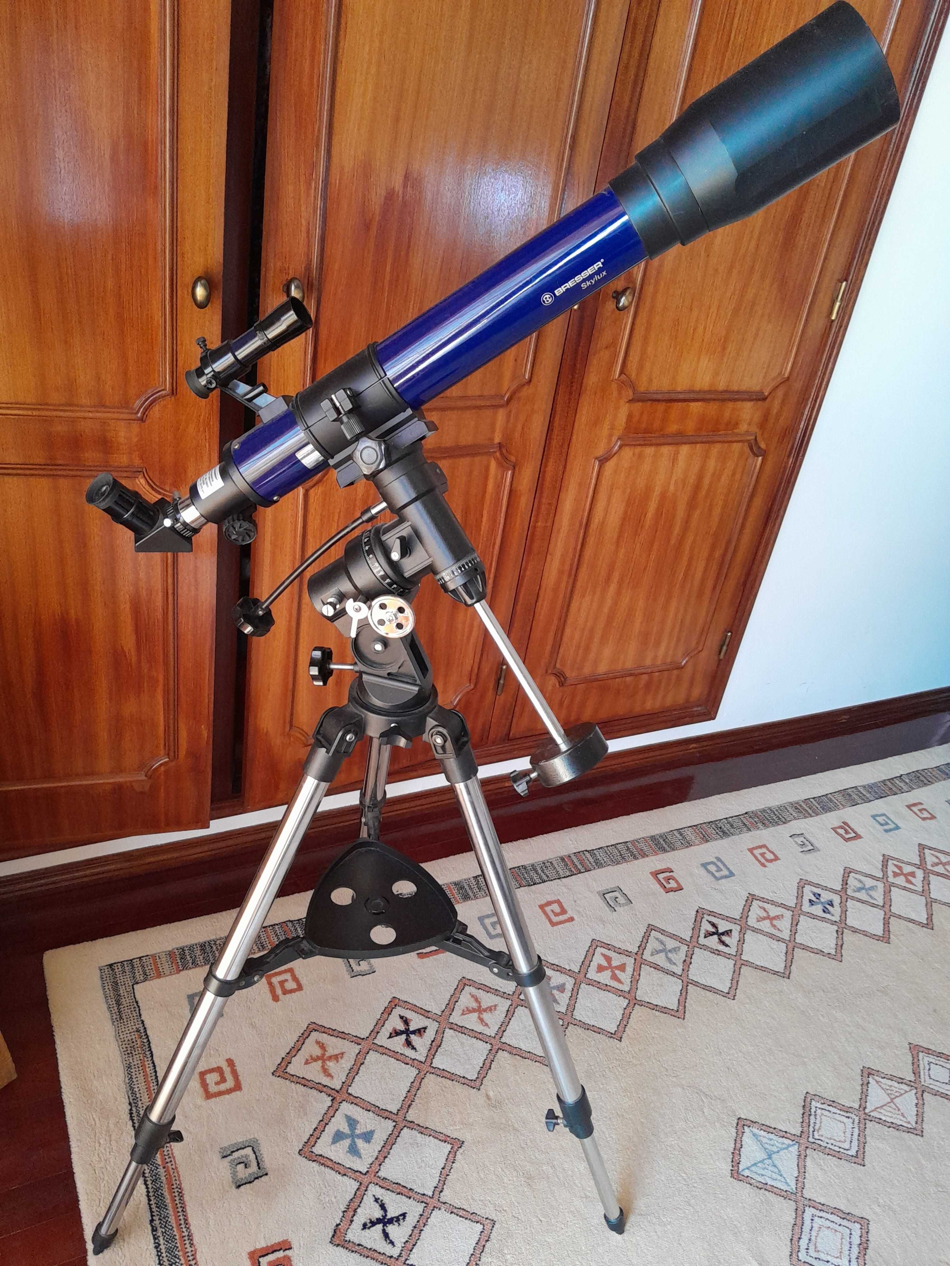 Telescópio AC 70/700 Skylux
