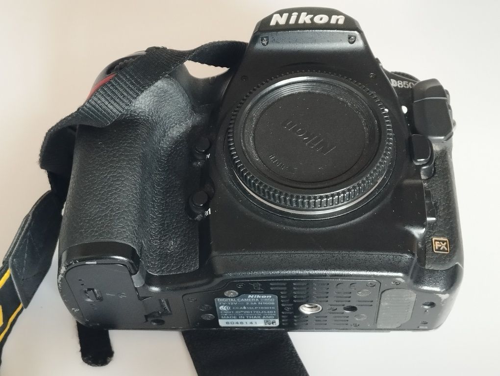 Nikon d850 bem estimada