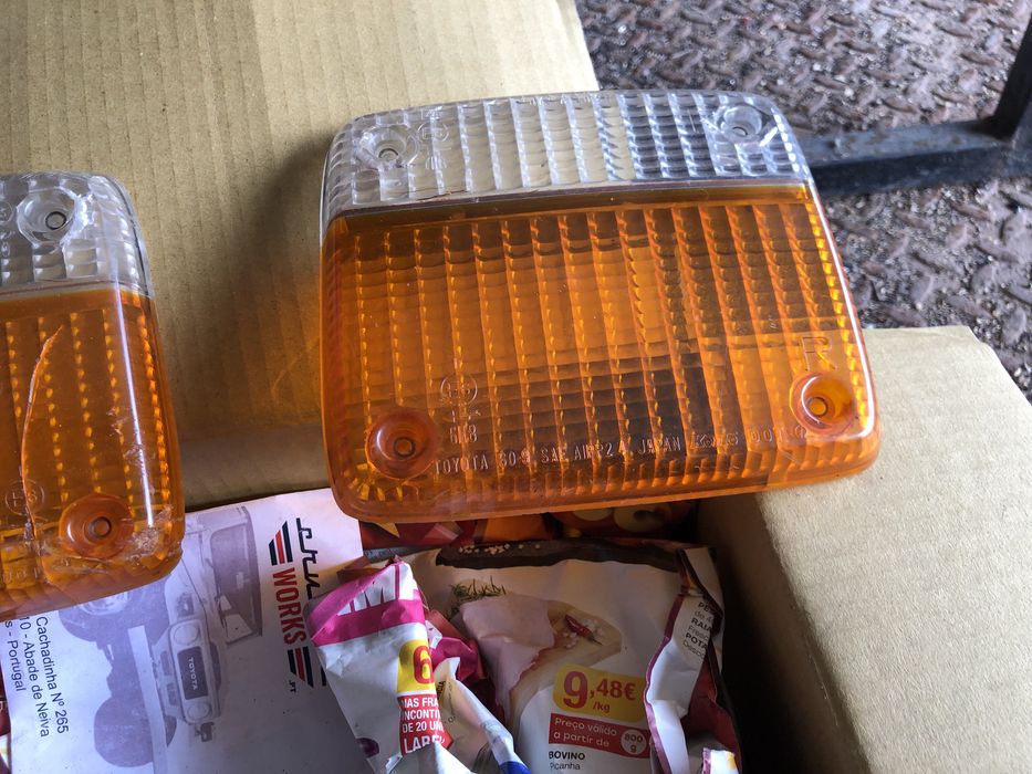 Farolins frente Toyota Landcruiser BJ40