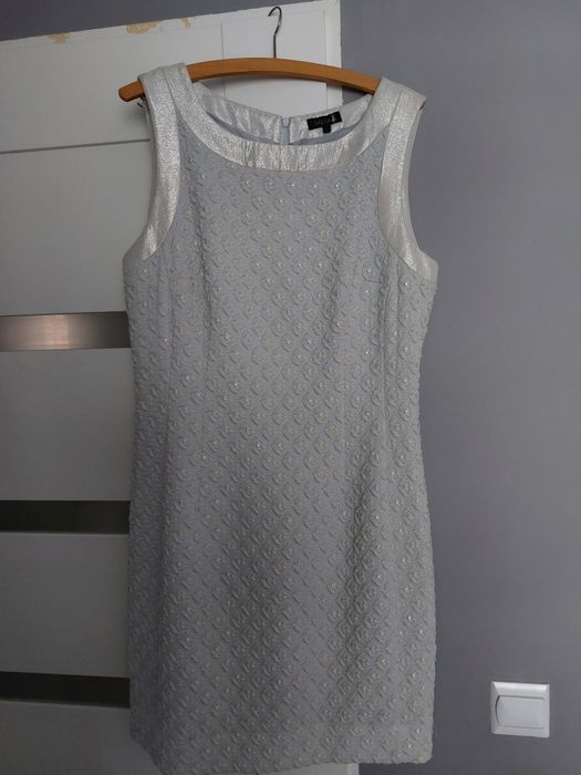 Sprzedam sukienkę rozm.44