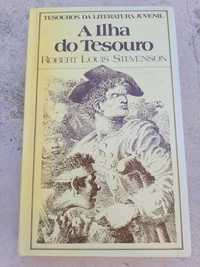 Livro juvenil "A Ilha do Tesouro"