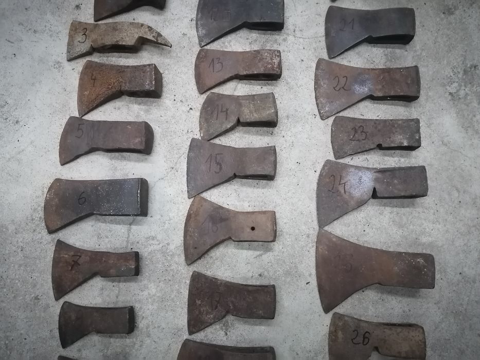 Stara siekiera toporek