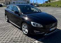 Volvo V60 híbrido plug-in 2.4 D6 AWD