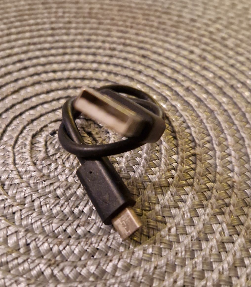 Kabel USB a mikro USB - 4 sztuki. Cena za komplet.