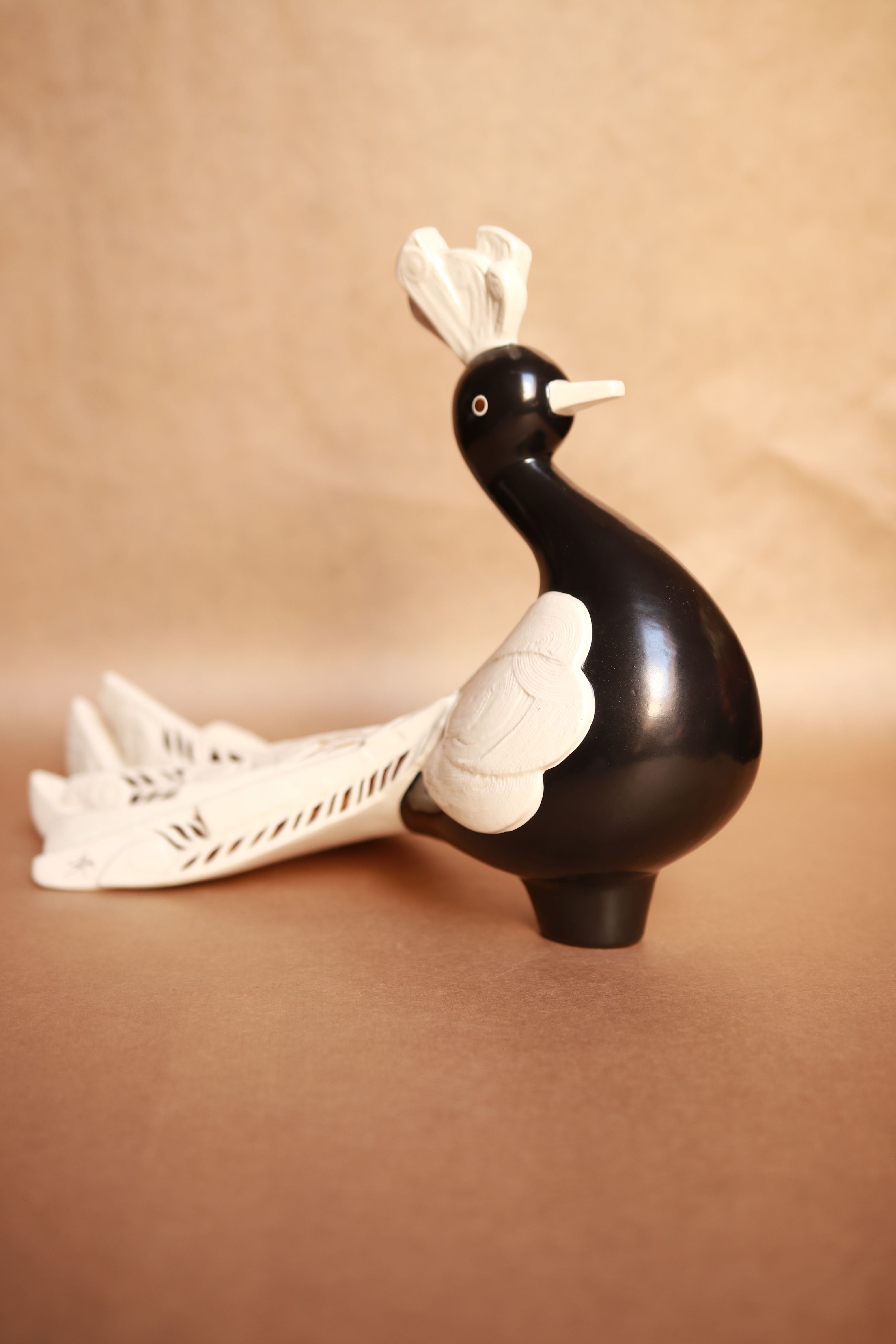 Figurka Bavaria Goebel paw