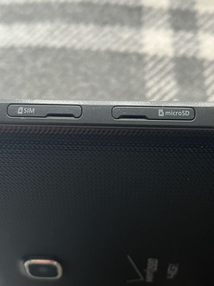 Планшет Samsung galaxy tab E