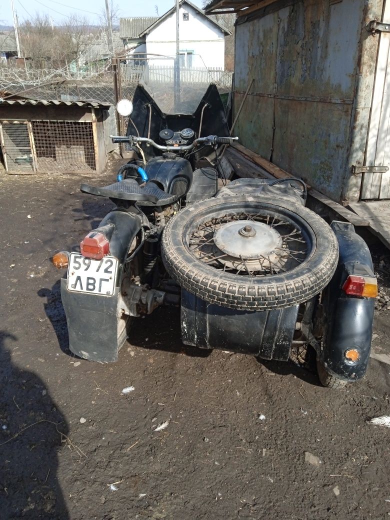Продам мотоцикл з ведучою коляскою