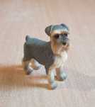 Figurka Sznaucer wys. 4,5cm